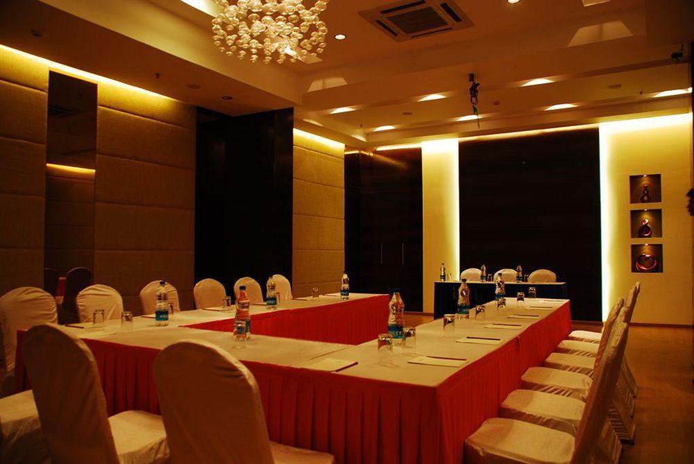 Octave Hotel & Spa - Sarjapur Road Bangalore Exterior foto