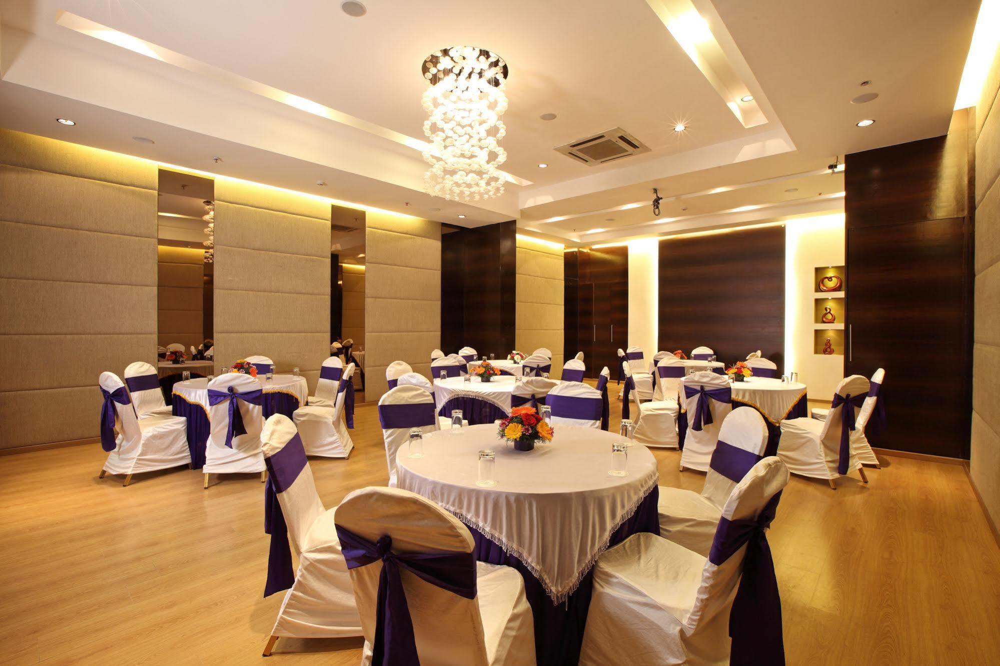 Octave Hotel & Spa - Sarjapur Road Bangalore Exterior foto