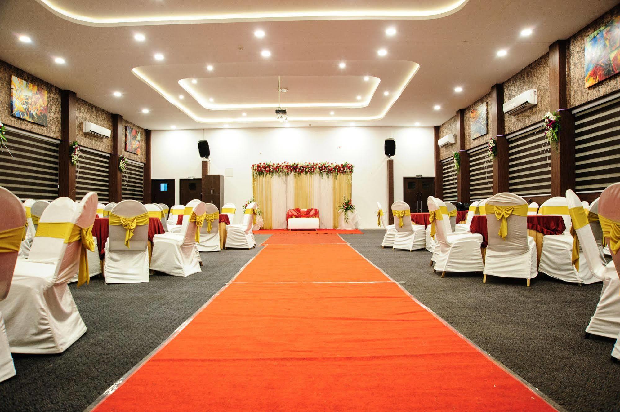 Octave Hotel & Spa - Sarjapur Road Bangalore Exterior foto